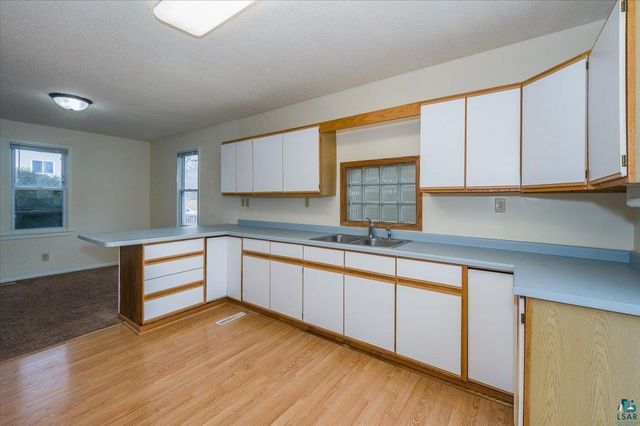 1715 Iowa Ave, Superior, WI 54880