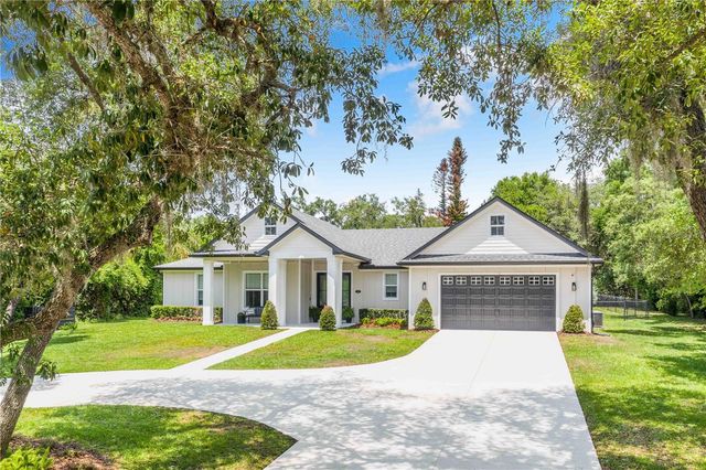 1 PINE FOREST DRIVE, Haines City, FL 33844