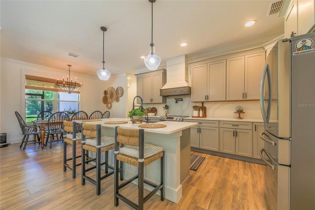 1 PINE FOREST DRIVE, Haines City, FL 33844