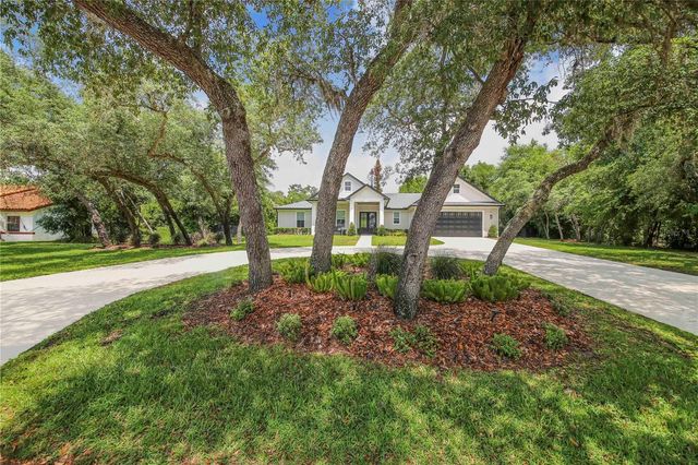 1 PINE FOREST DRIVE, Haines City, FL 33844