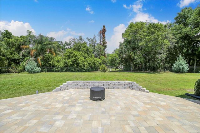 1 PINE FOREST DRIVE, Haines City, FL 33844