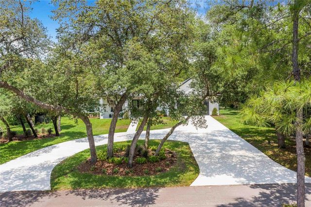 1 PINE FOREST DRIVE, Haines City, FL 33844