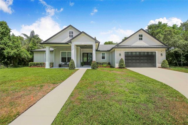 1 PINE FOREST DRIVE, Haines City, FL 33844