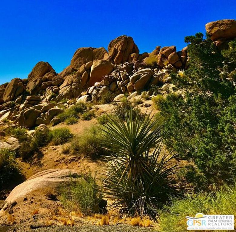 6220 Mirlo Court, Yucca Valley, CA 92284