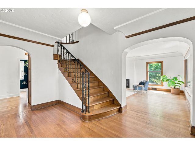 526 Se 65TH Ave, Portland, OR 97215