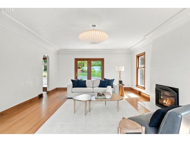 526 Se 65TH Ave, Portland, OR 97215