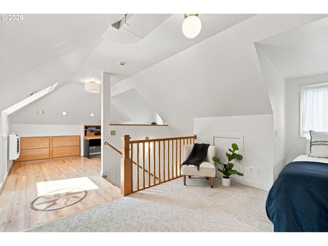 526 Se 65TH Ave, Portland, OR 97215