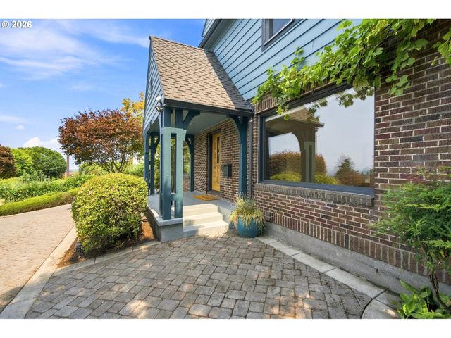 526 Se 65TH Ave, Portland, OR 97215