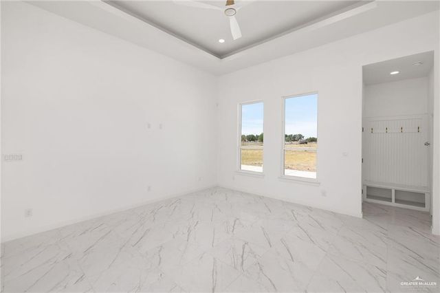 954 S Milanos Road, Weslaco, TX 78596