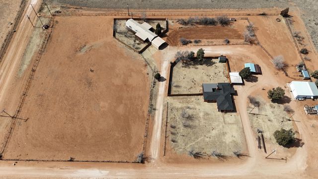 2550 Holland Road, Levelland, TX 79336