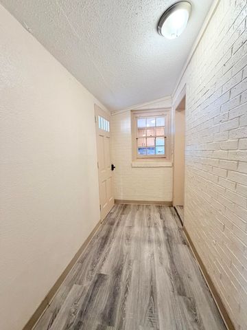 2550 Holland Road, Levelland, TX 79336