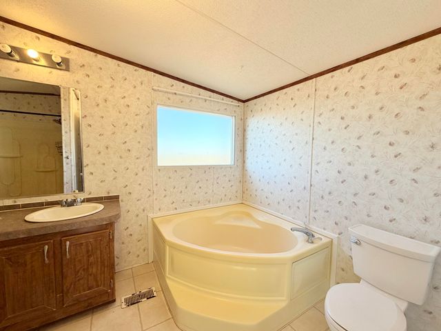 2550 Holland Road, Levelland, TX 79336