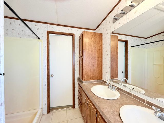 2550 Holland Road, Levelland, TX 79336