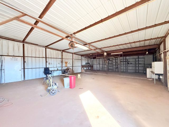 2550 Holland Road, Levelland, TX 79336