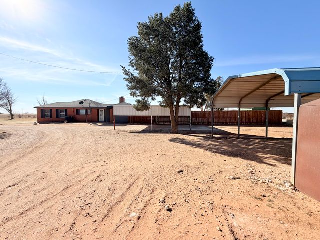 2550 Holland Road, Levelland, TX 79336