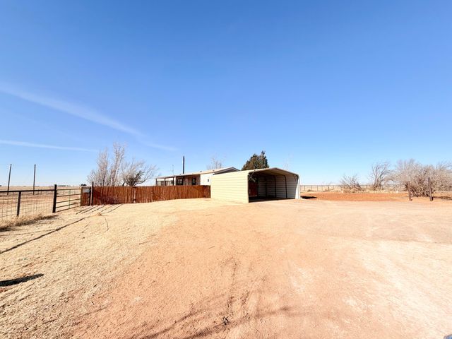 2550 Holland Road, Levelland, TX 79336