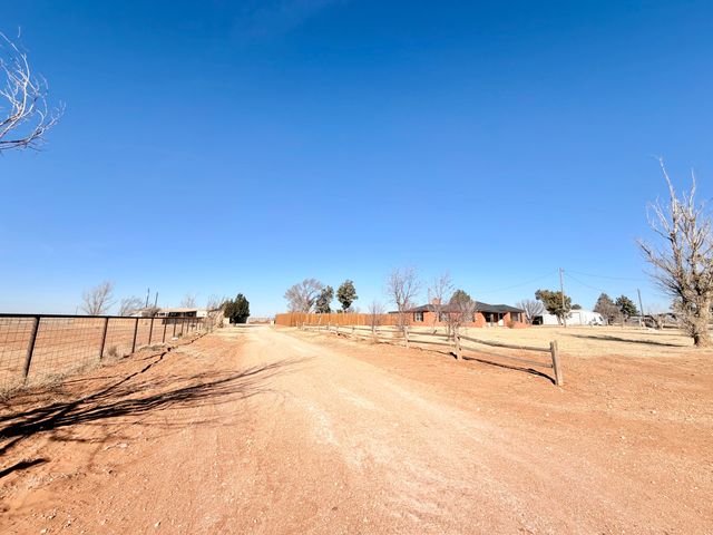 2550 Holland Road, Levelland, TX 79336