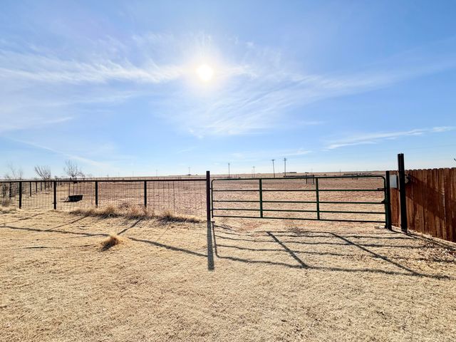 2550 Holland Road, Levelland, TX 79336