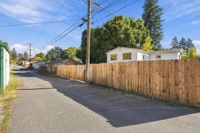 3624 W Heroy Ave, Spokane, WA 99205