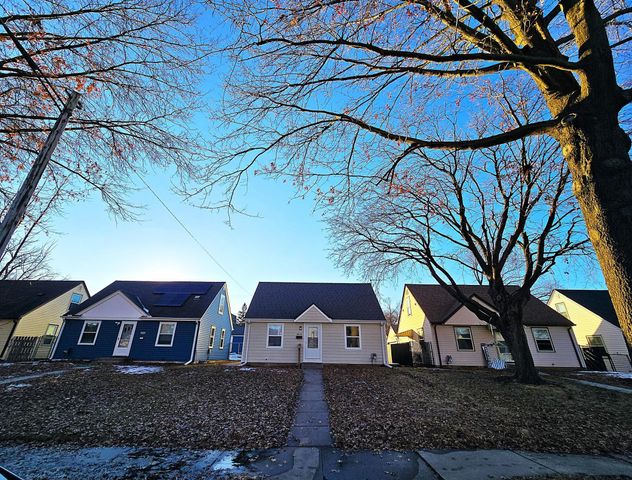 5836 44th Avenue S, Minneapolis, MN 55417