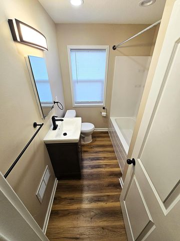 5836 44th Avenue S, Minneapolis, MN 55417