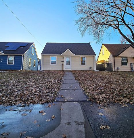5836 44th Avenue S, Minneapolis, MN 55417