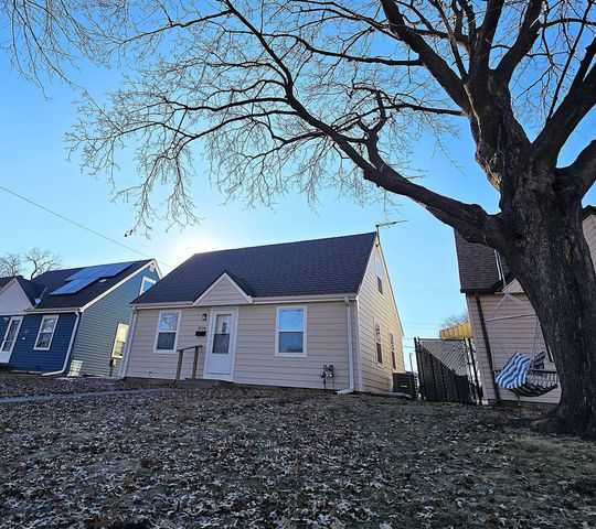 5836 44th Avenue S, Minneapolis, MN 55417