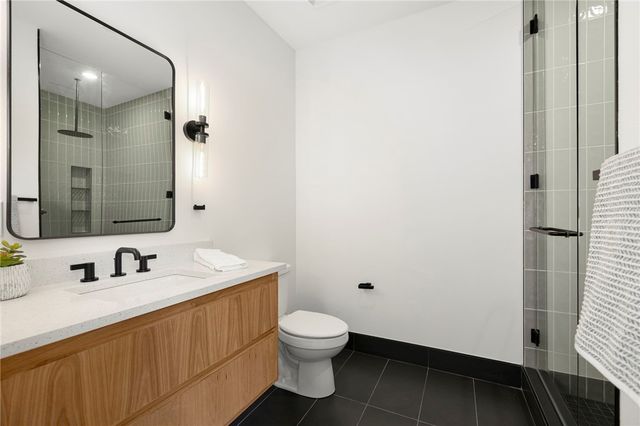 905 4th Street 201, Bentonville, AR 72712
