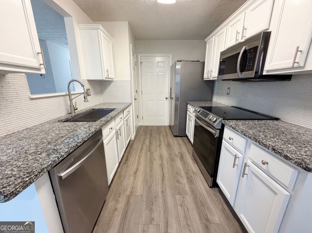 258 Alcovy Walk Drive, Lawrenceville, GA 30045