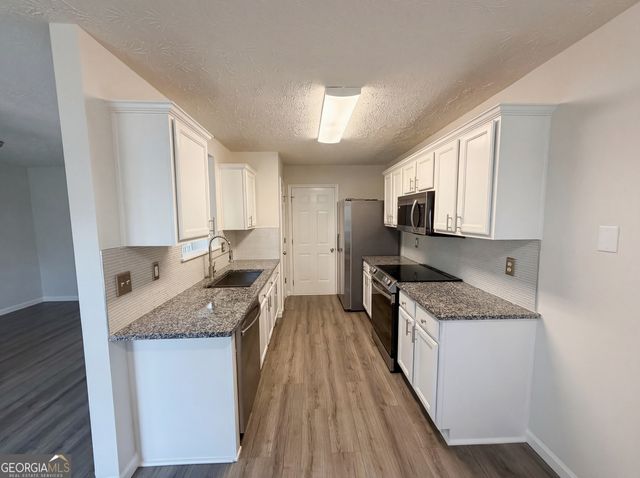 258 Alcovy Walk Drive, Lawrenceville, GA 30045