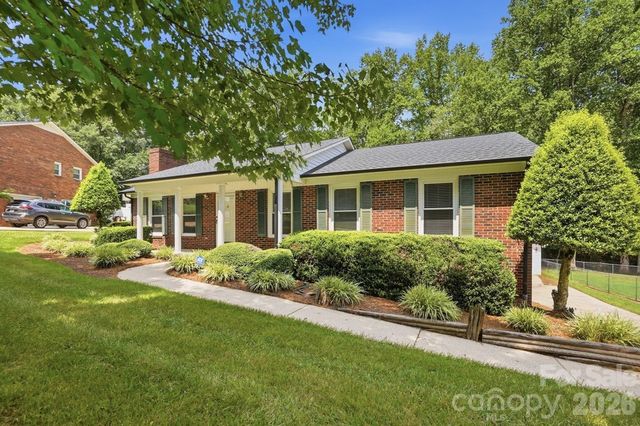 2050 Brownstone Court, Gastonia, NC 28054