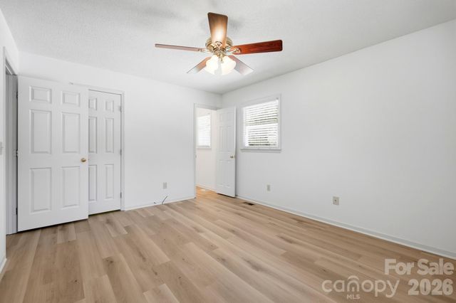 2050 Brownstone Court, Gastonia, NC 28054