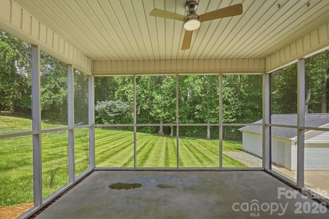 2050 Brownstone Court, Gastonia, NC 28054