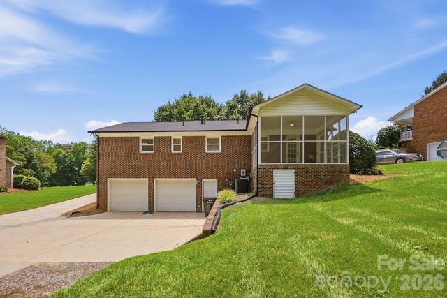 2050 Brownstone Court, Gastonia, NC 28054