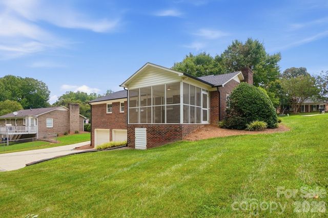 2050 Brownstone Court, Gastonia, NC 28054