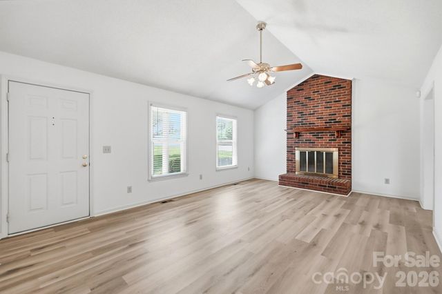 2050 Brownstone Court, Gastonia, NC 28054