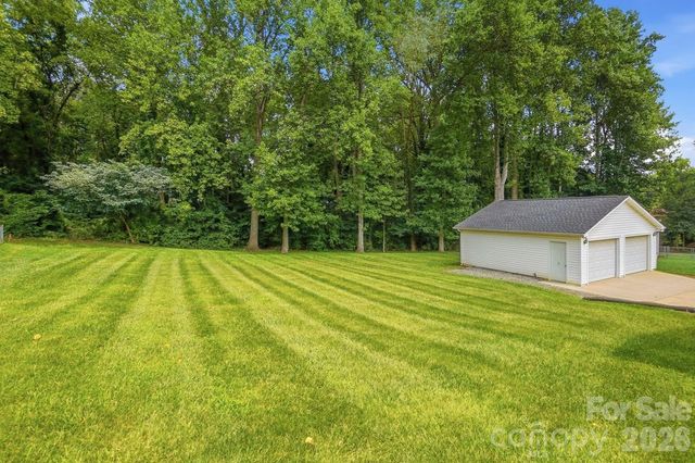 2050 Brownstone Court, Gastonia, NC 28054