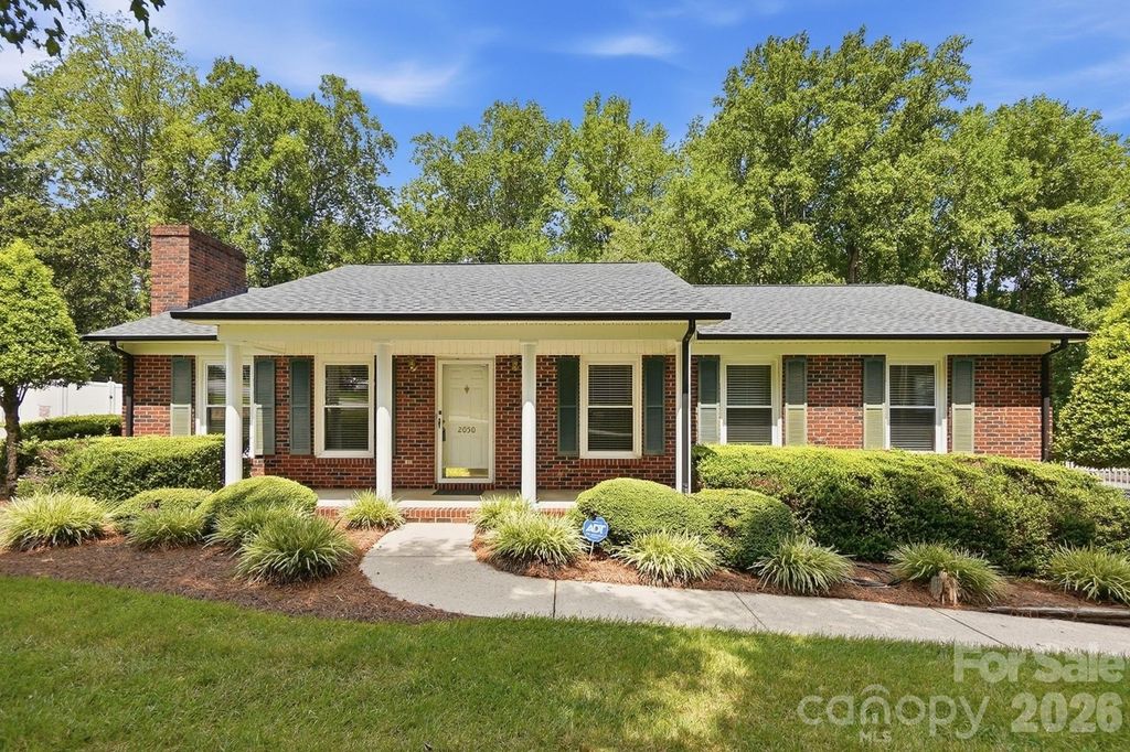 2050 Brownstone Court, Gastonia, NC 28054