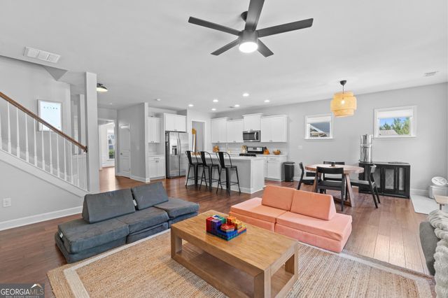 202 Roundwood Way, Peachtree City, GA 30269
