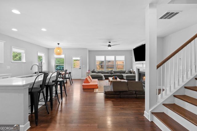 202 Roundwood Way, Peachtree City, GA 30269