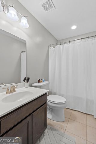 202 Roundwood Way, Peachtree City, GA 30269