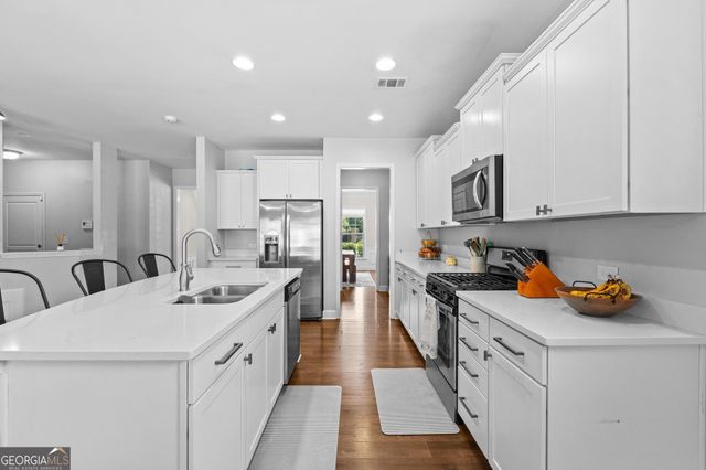 202 Roundwood Way, Peachtree City, GA 30269