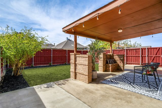 1260 McMahan Drive, Lewisville, TX 75077