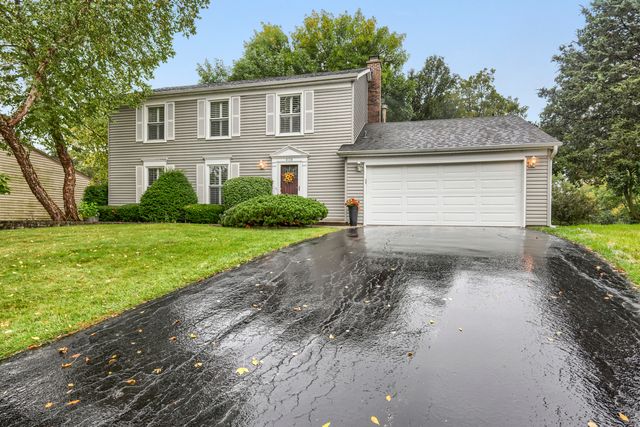 408 Creighton Lane, Schaumburg, IL 60193