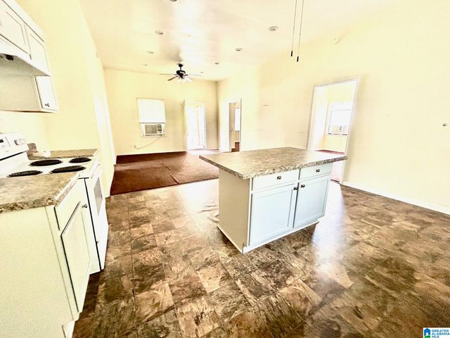 79 C STREET SW, Jacksonville, AL 36265