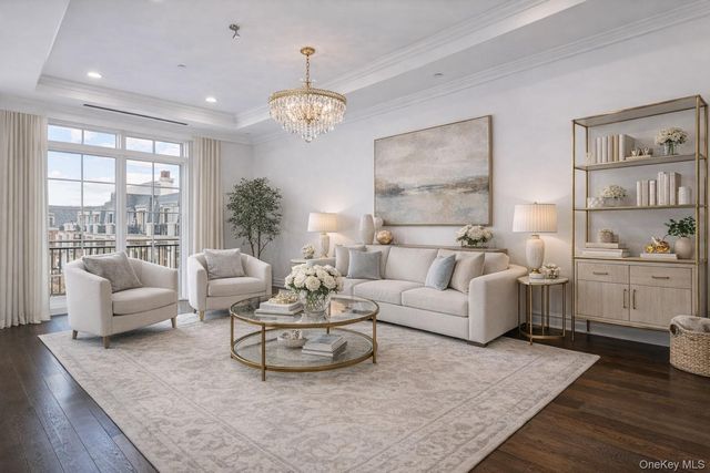 3000 Royal Court 3308, North Hills, NY 11040