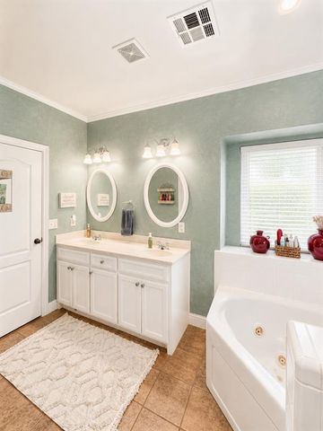 17004 Kemble Lane, Edmond, OK 73012