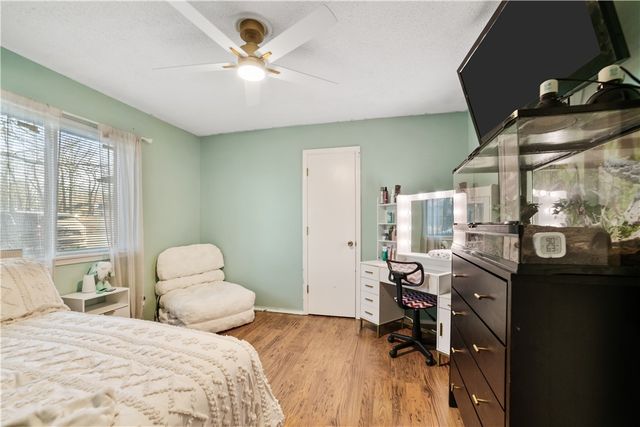 1 Stringer Lane, Bella Vista, AR 72715