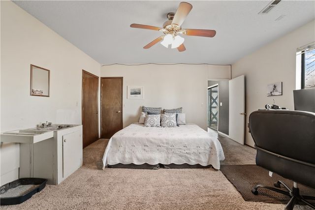 1 Stringer Lane, Bella Vista, AR 72715