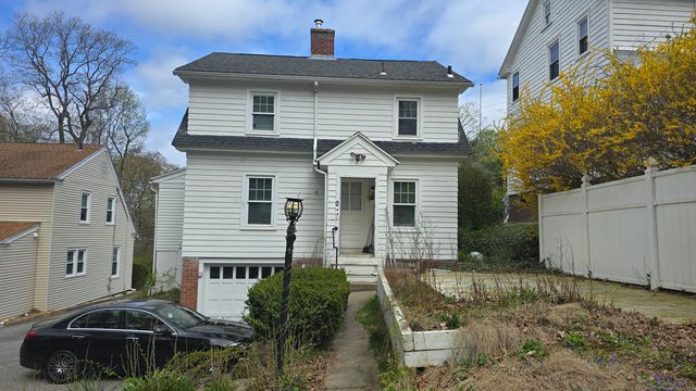 158 Circuit Avenue, Waterbury, CT 06708